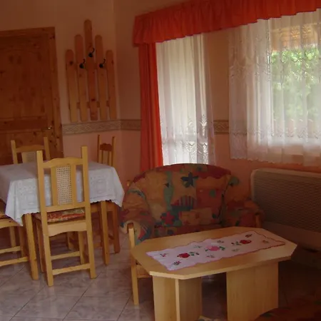 Διαμέρισμα Zsuzsanna Apartmanhaz Zalakaros
