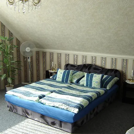 Διαμέρισμα Zsuzsanna Apartmanhaz *